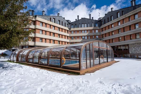 Hotel Montarto Baqueira Beret Zewnętrze zdjęcie