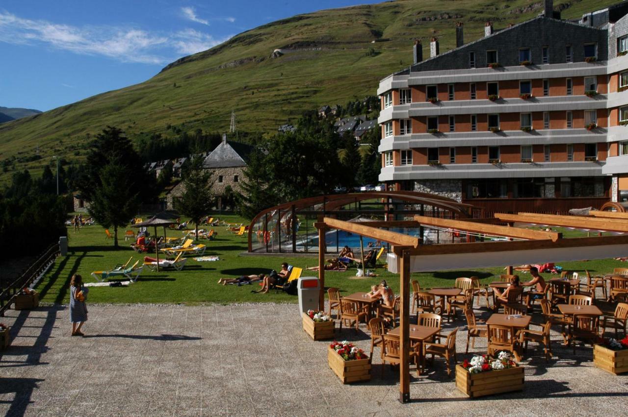 Hotel Montarto Baqueira Beret Zewnętrze zdjęcie